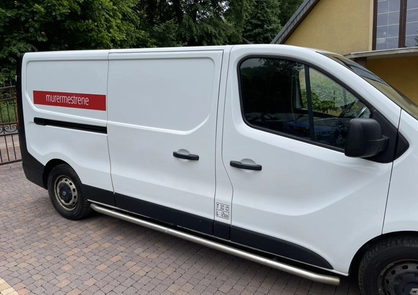 Renault Trafic cena 36000 przebieg: 186000, rok produkcji 2015 z Czarne małe 562